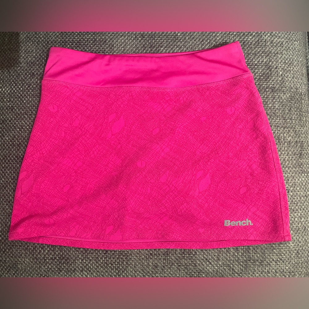 Bench woman’s skirt size xs, great condition